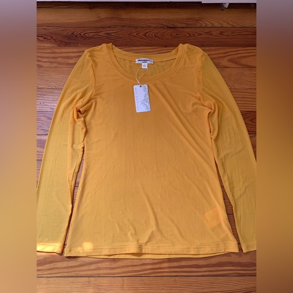 Boo Radley Yellow Long Sleeve Mesh Top Size Small - Picture 4 of 6